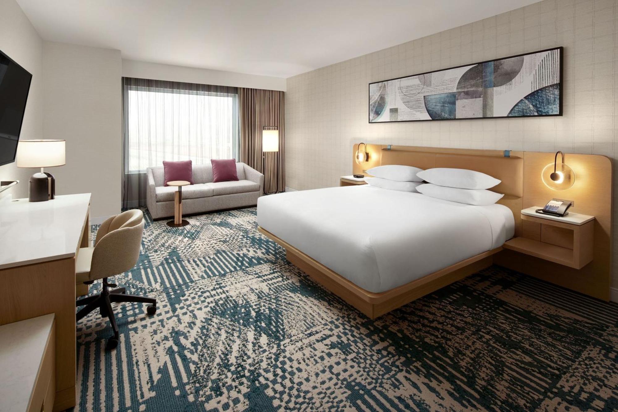 By Marriott Vancouver 4* Delta